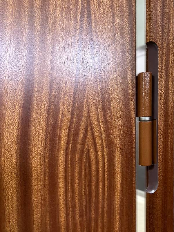 МДФ шпон «Сапеле» МДФ шпон «Сапеле»